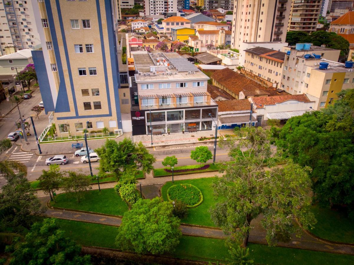 Hotel Villa Fiori Poços de Caldas المظهر الخارجي الصورة